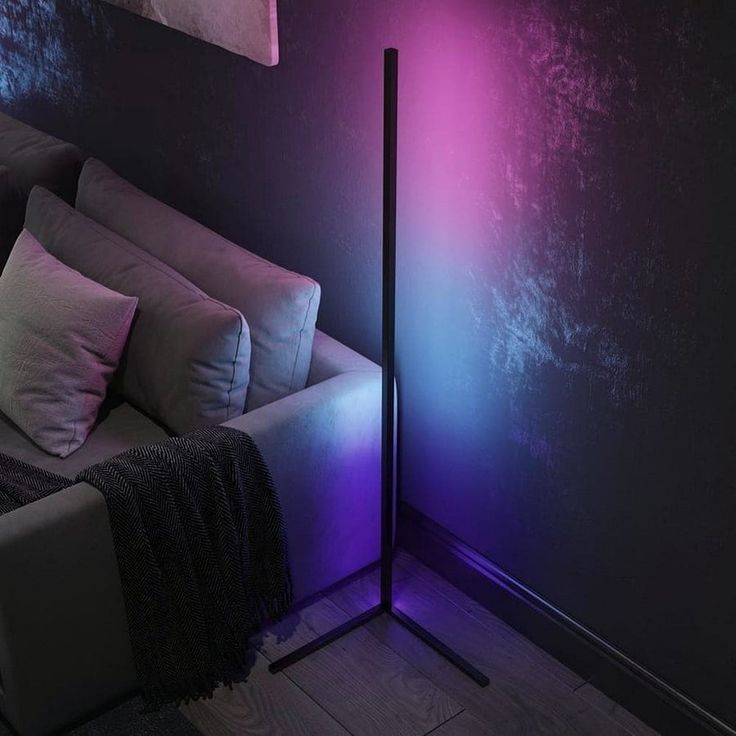 EdgeGlow Pro – Modern Mood Lighting